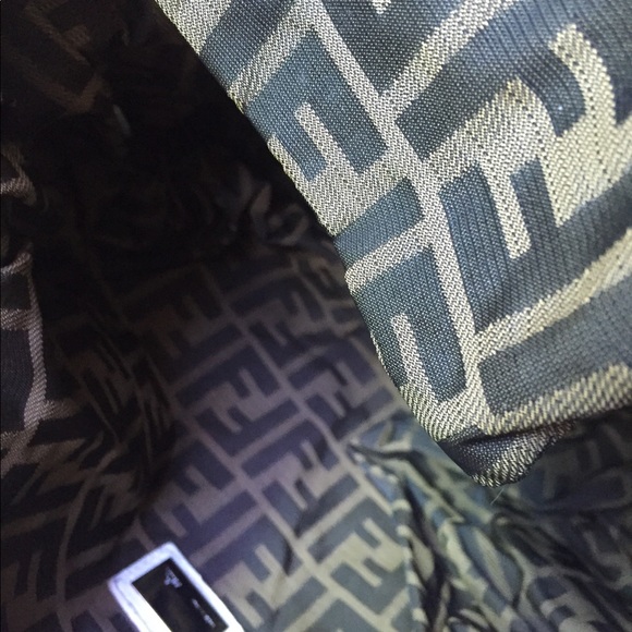 Fendi Python Bag - Picture 2 of 6